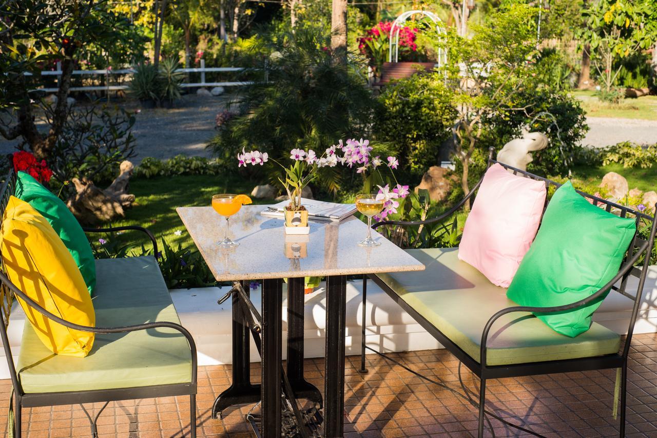 Radateeree Resort Chiang Mai Bagian luar foto