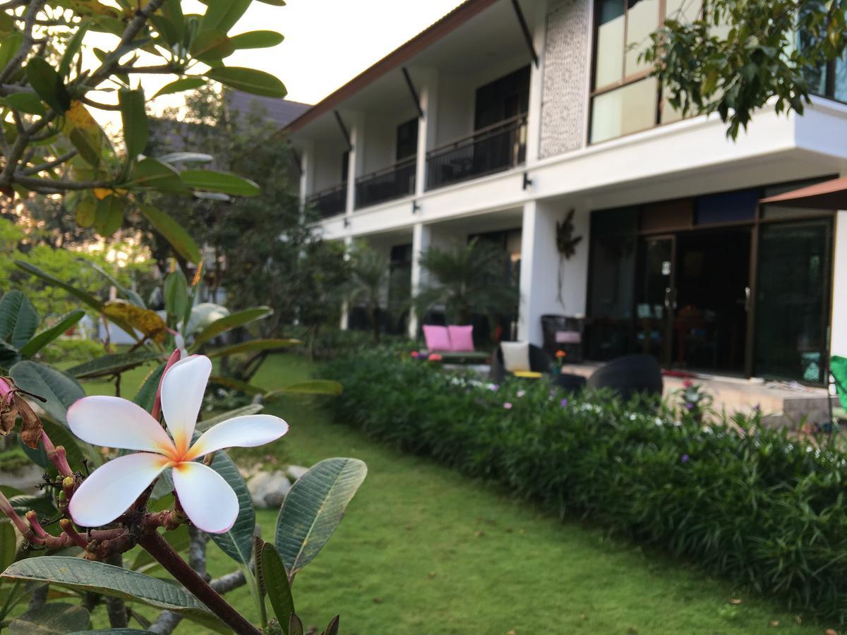 Radateeree Resort Chiang Mai Bagian luar foto