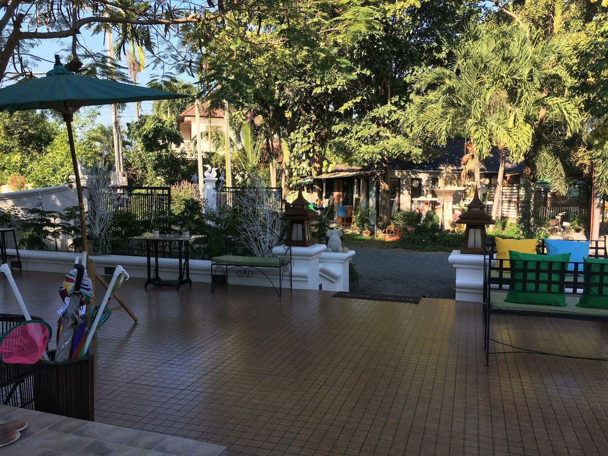 Radateeree Resort Chiang Mai Bagian luar foto